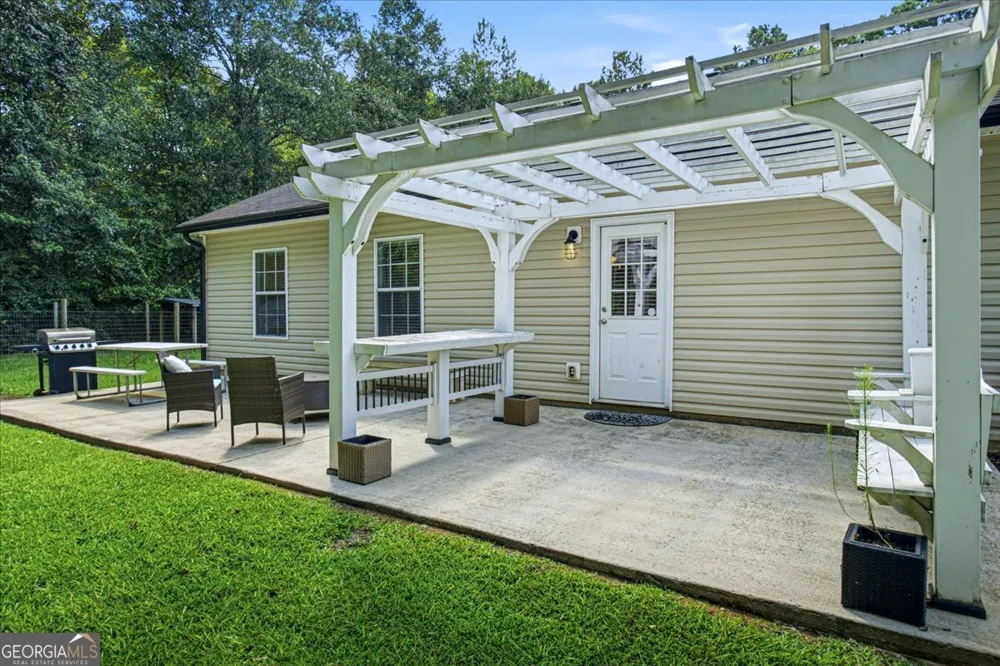 2214 S Walkers Mill RD Griffin, GA 30224
