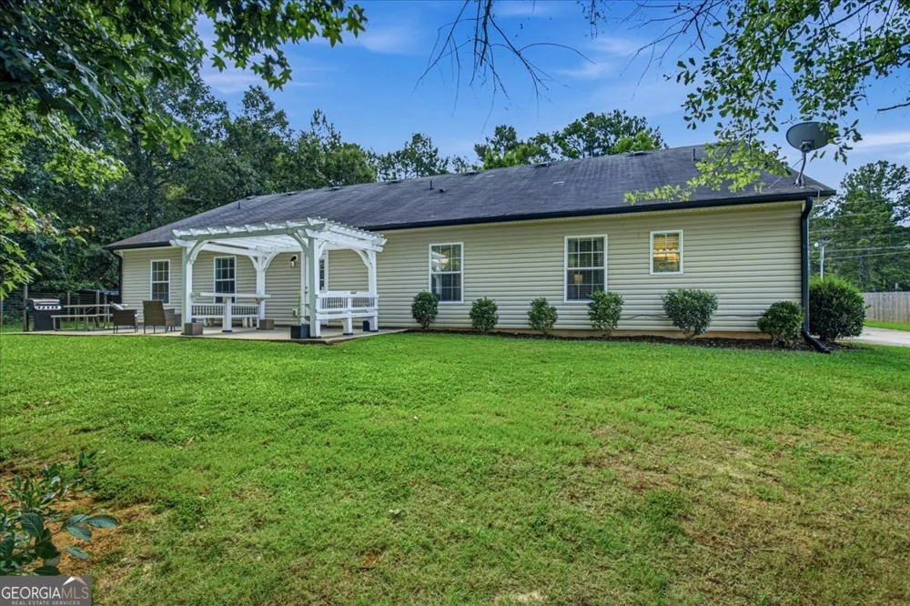 2214 S Walkers Mill RD Griffin, GA 30224