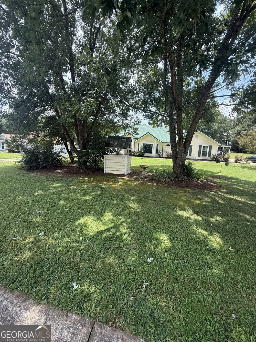 95 Firethorne DR Newnan, GA 30265
