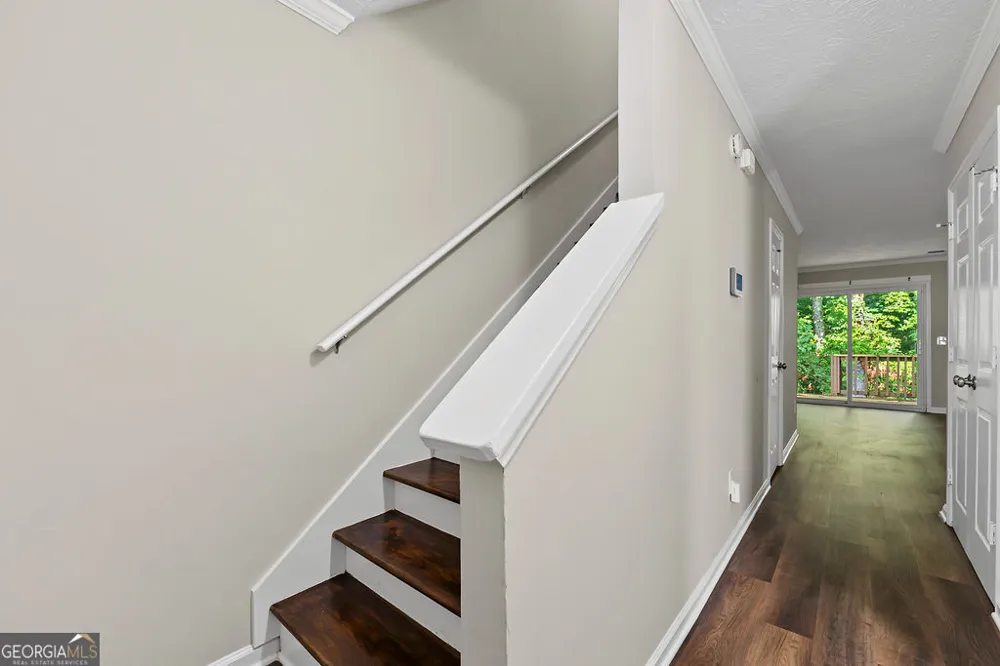 2041 Charter MNR Lithonia, GA 30058