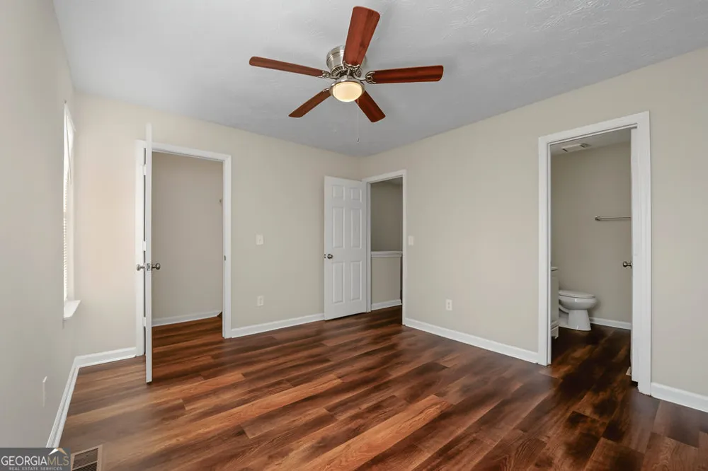 2041 Charter MNR Lithonia, GA 30058