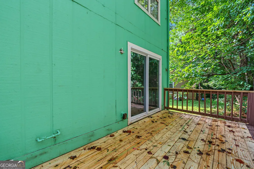 2041 Charter MNR Lithonia, GA 30058