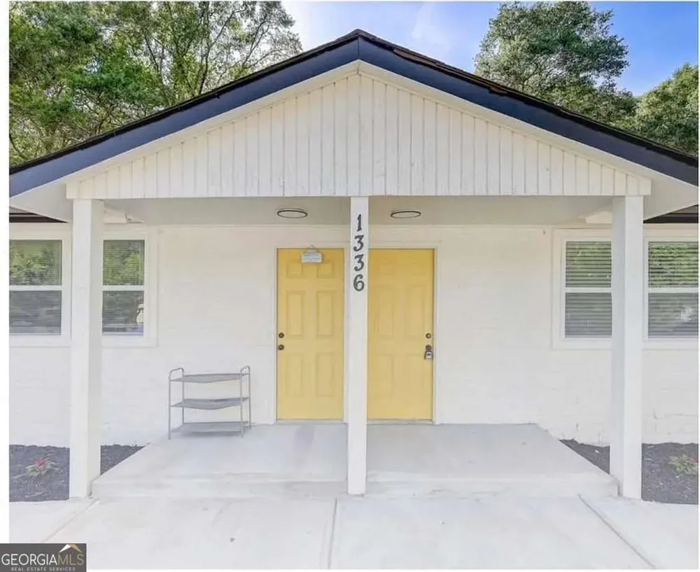 1336 Jimi LN NW Conyers, GA 30012