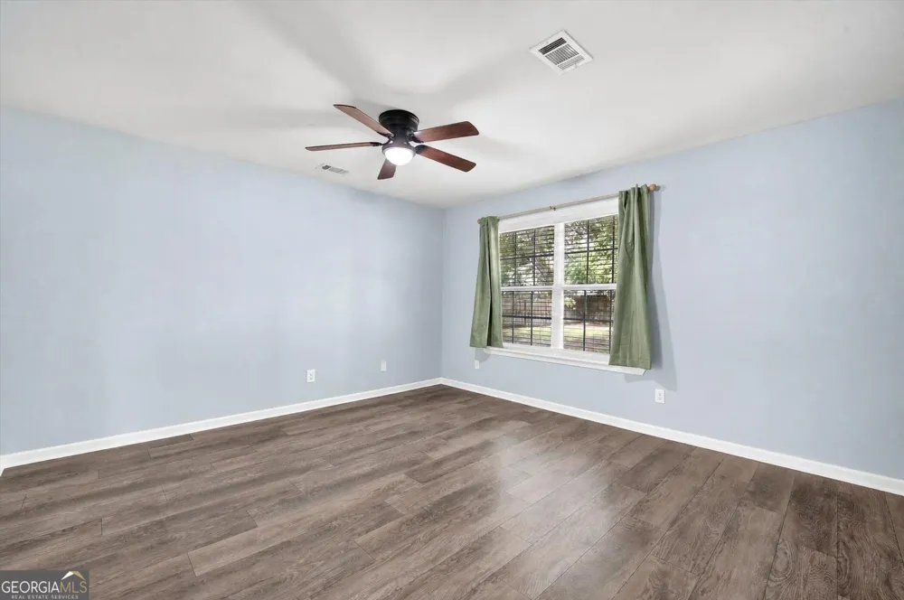 214 Jefferson CIR SE Allenhurst, GA 31301