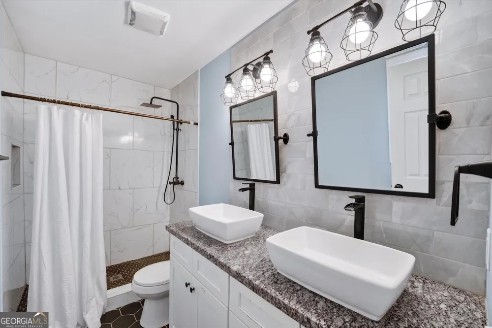 214 Jefferson CIR SE Allenhurst, GA 31301