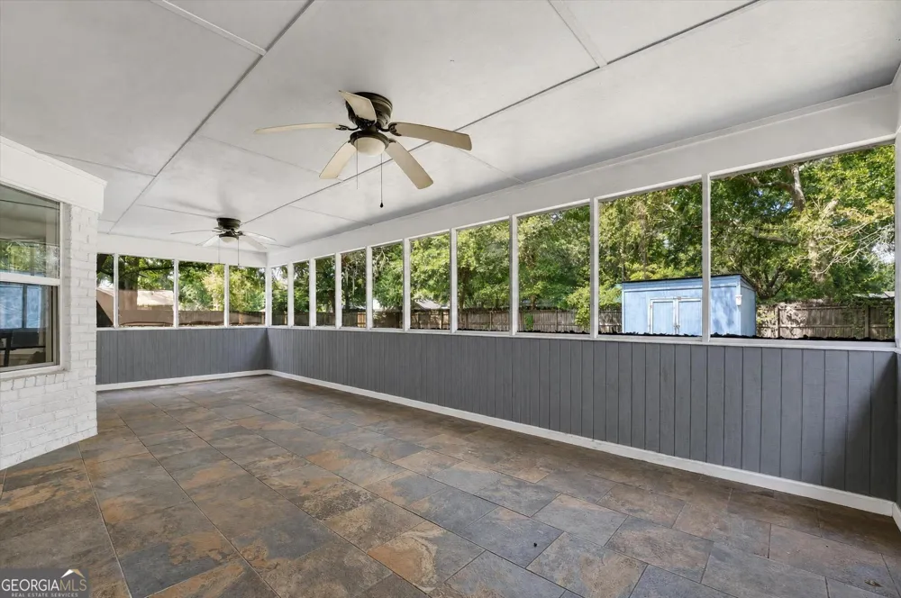 214 Jefferson CIR SE Allenhurst, GA 31301