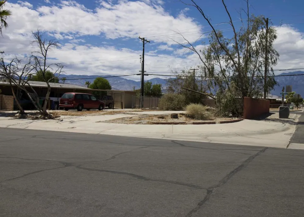 32215 Wells Fargo Thousand Palms, CA 92276