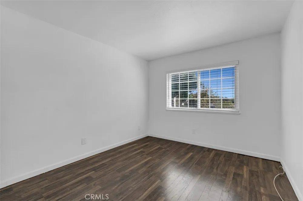 1005 Lakeview Azusa, CA 91702