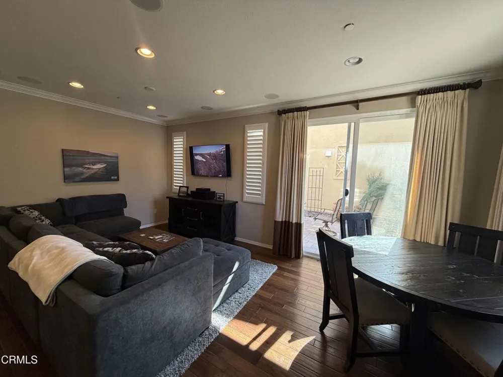 2967 Palmera Lane Simi Valley, CA 93065
