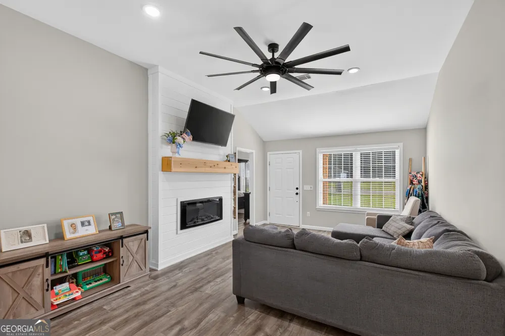 251 Cutter Gap SE Ludowici, GA 31316