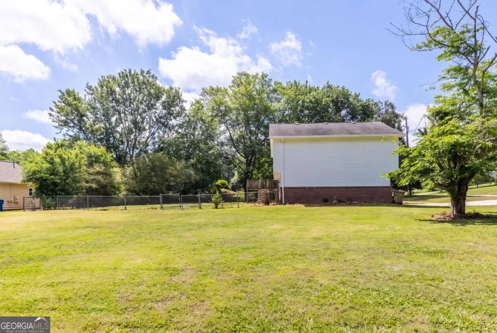 2250 Ridge Forest DR Grayson, GA 30017