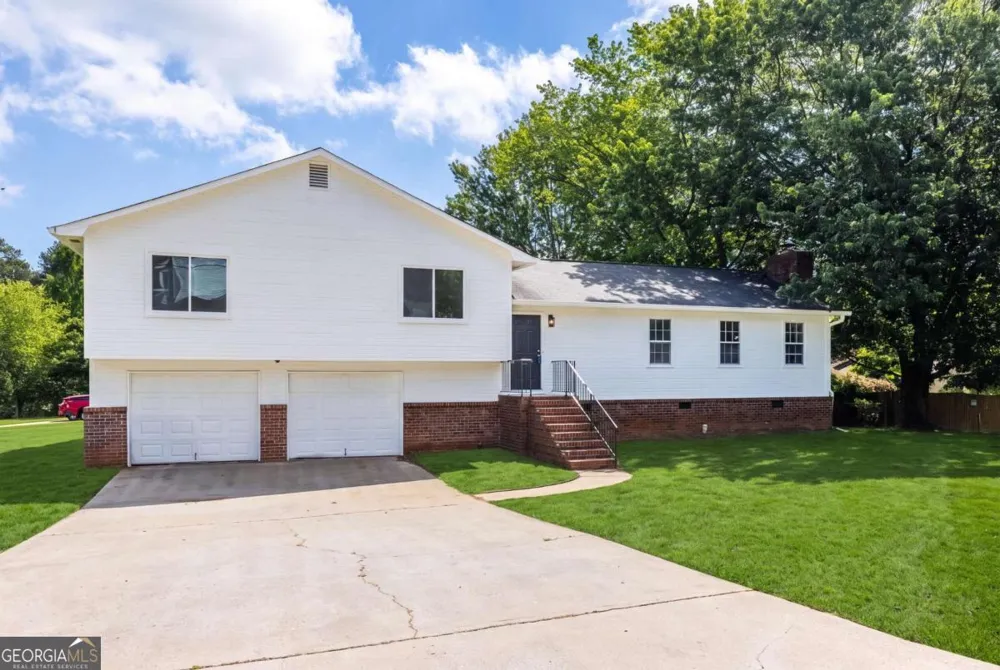 2250 Ridge Forest DR Grayson, GA 30017