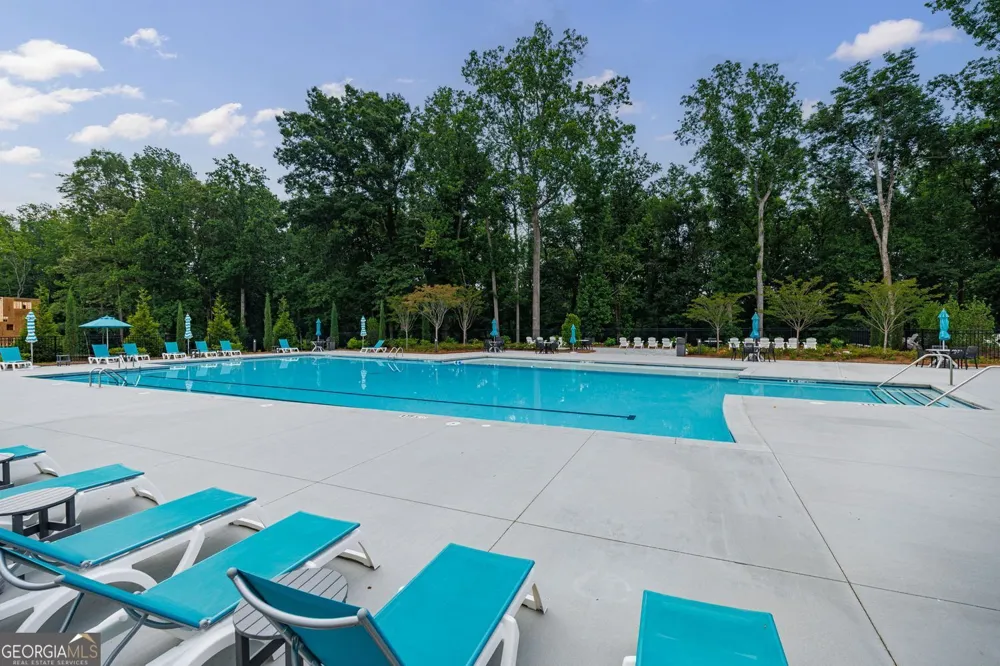 4989 Sealy CIR Peachtree Corners, GA 30092