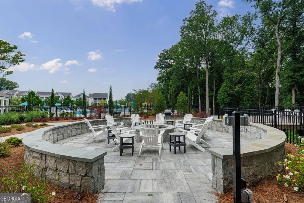 4989 Sealy CIR Peachtree Corners, GA 30092