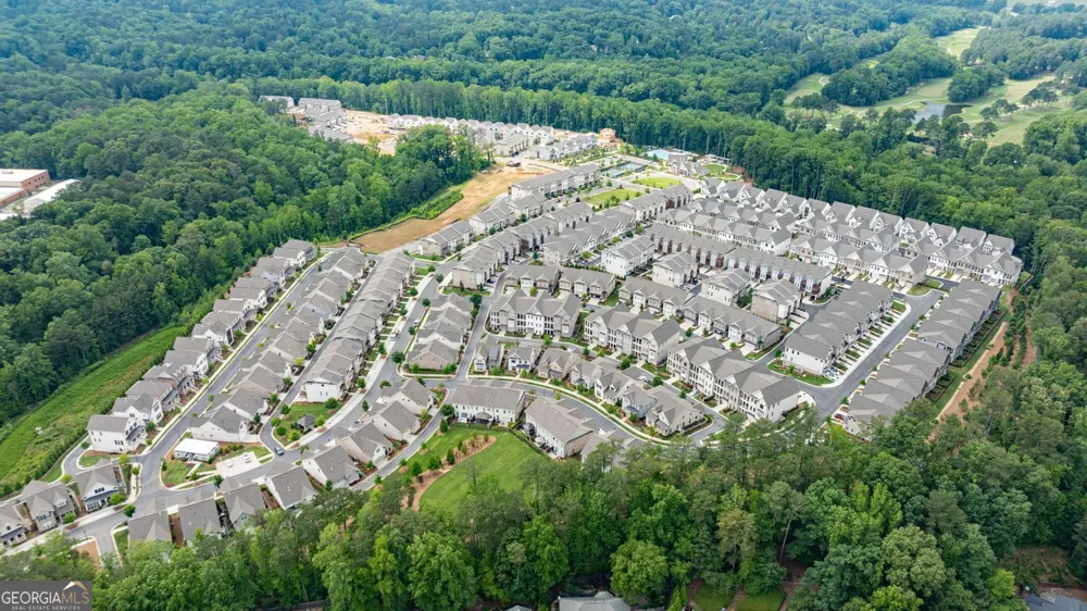 4989 Sealy CIR Peachtree Corners, GA 30092