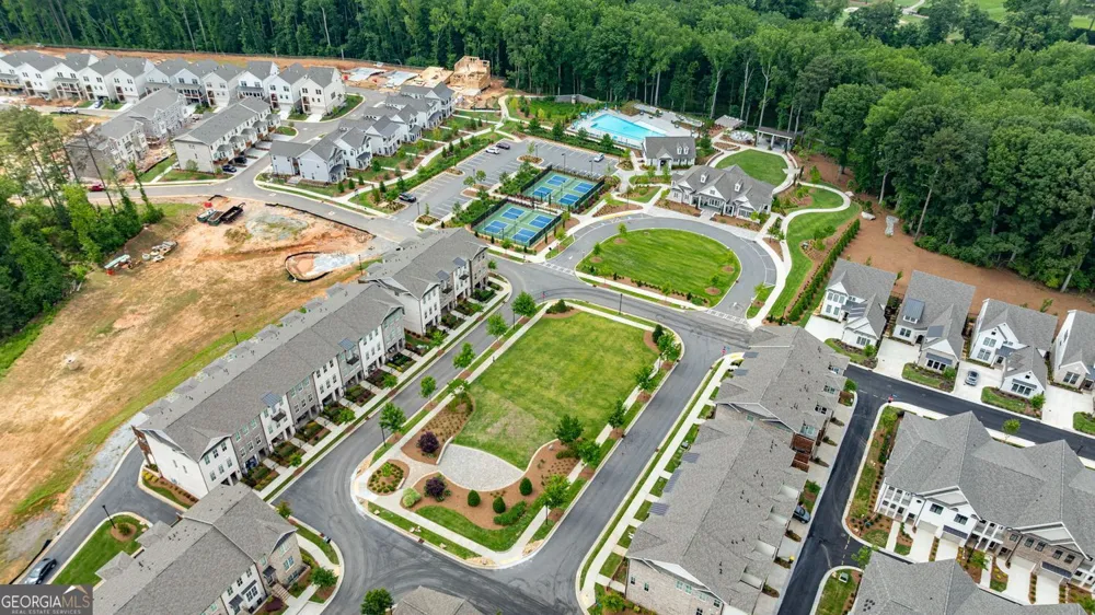 4989 Sealy CIR Peachtree Corners, GA 30092