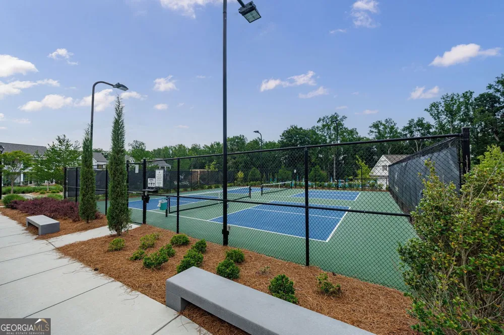 4989 Sealy CIR Peachtree Corners, GA 30092
