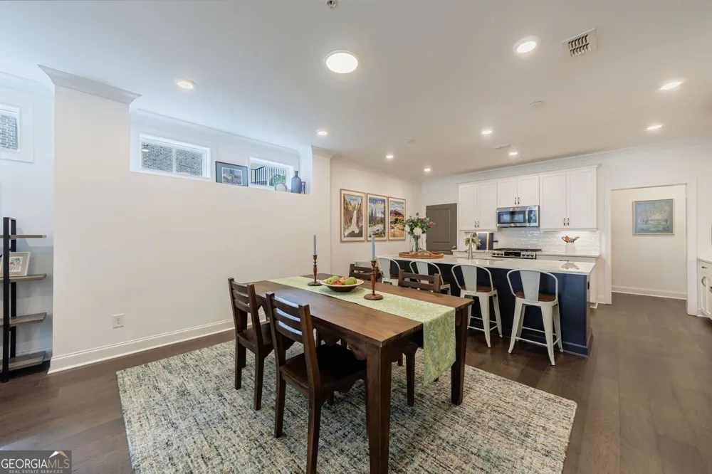 4989 Sealy CIR Peachtree Corners, GA 30092