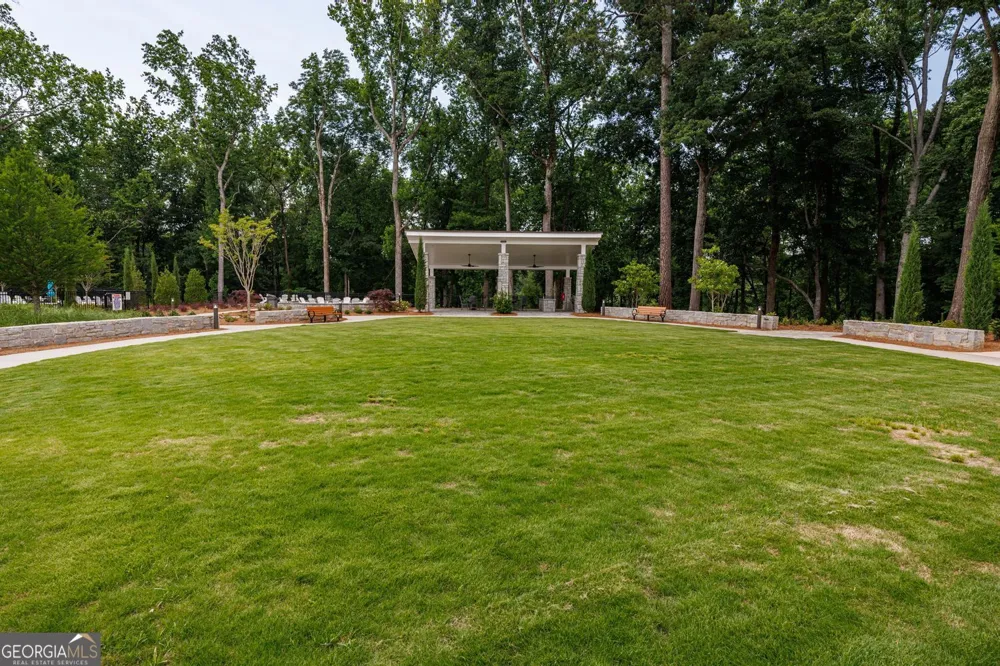 4989 Sealy CIR Peachtree Corners, GA 30092
