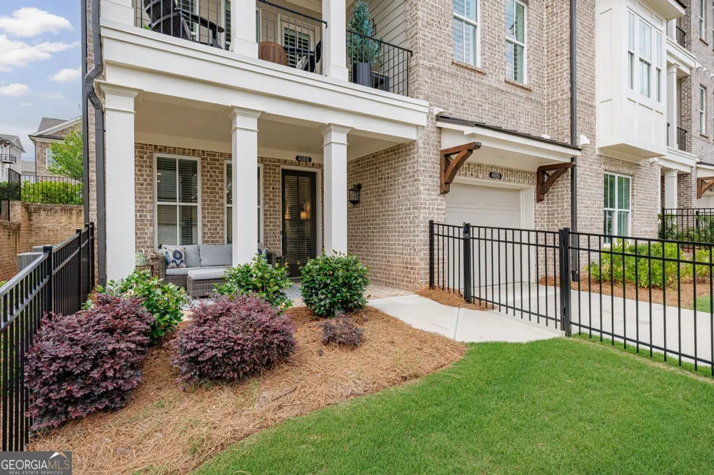 4989 Sealy CIR Peachtree Corners, GA 30092
