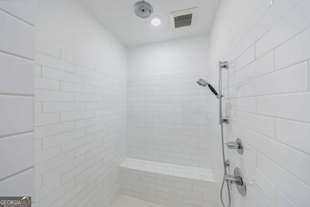 4989 Sealy CIR Peachtree Corners, GA 30092