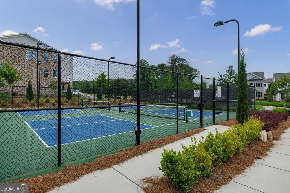 4989 Sealy CIR Peachtree Corners, GA 30092