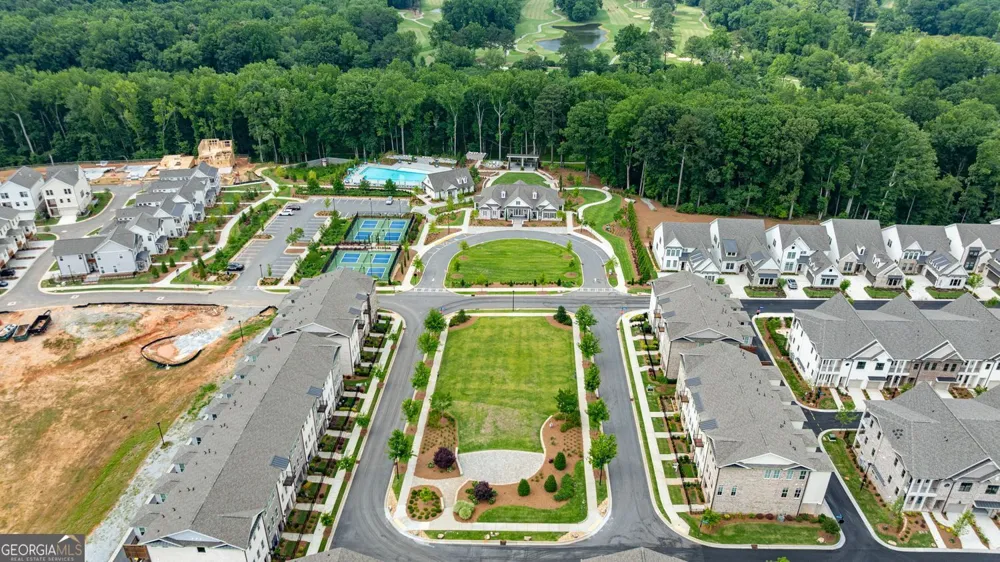 4989 Sealy CIR Peachtree Corners, GA 30092