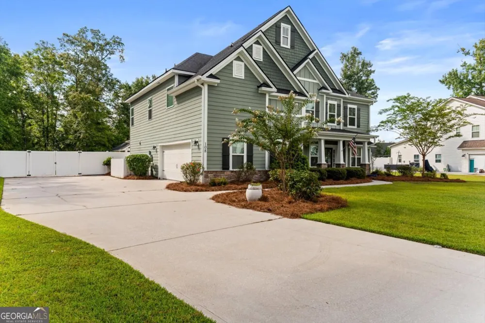 108 Henry CT Rincon, GA 31326