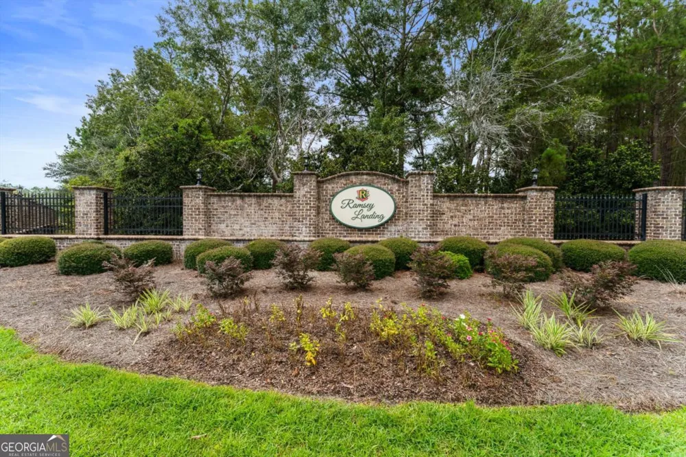 108 Henry CT Rincon, GA 31326