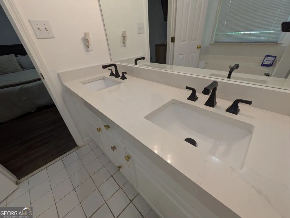 1918 Ascot TER NW Acworth, GA 30102