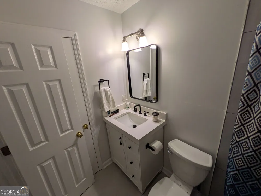 1918 Ascot TER NW Acworth, GA 30102