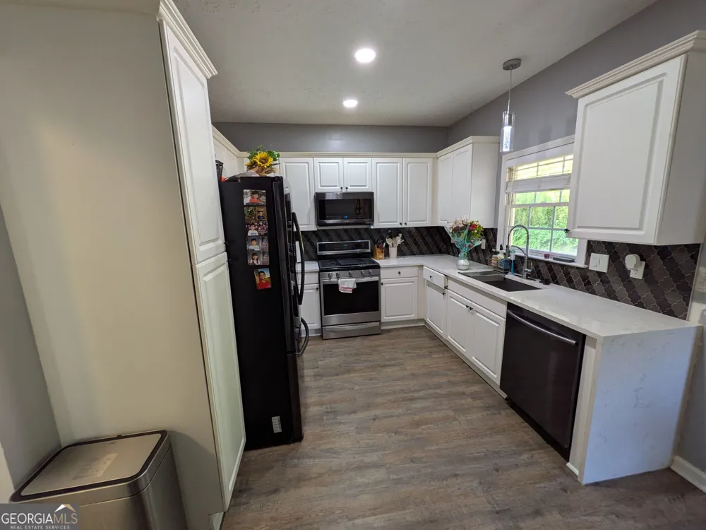 1918 Ascot TER NW Acworth, GA 30102