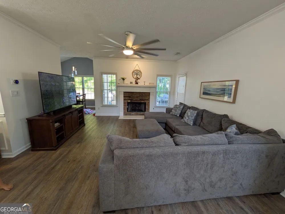 1918 Ascot TER NW Acworth, GA 30102