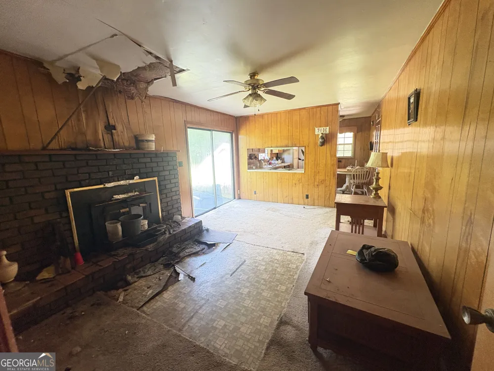 6090 Murphy HWY Mineral Bluff, GA 30559