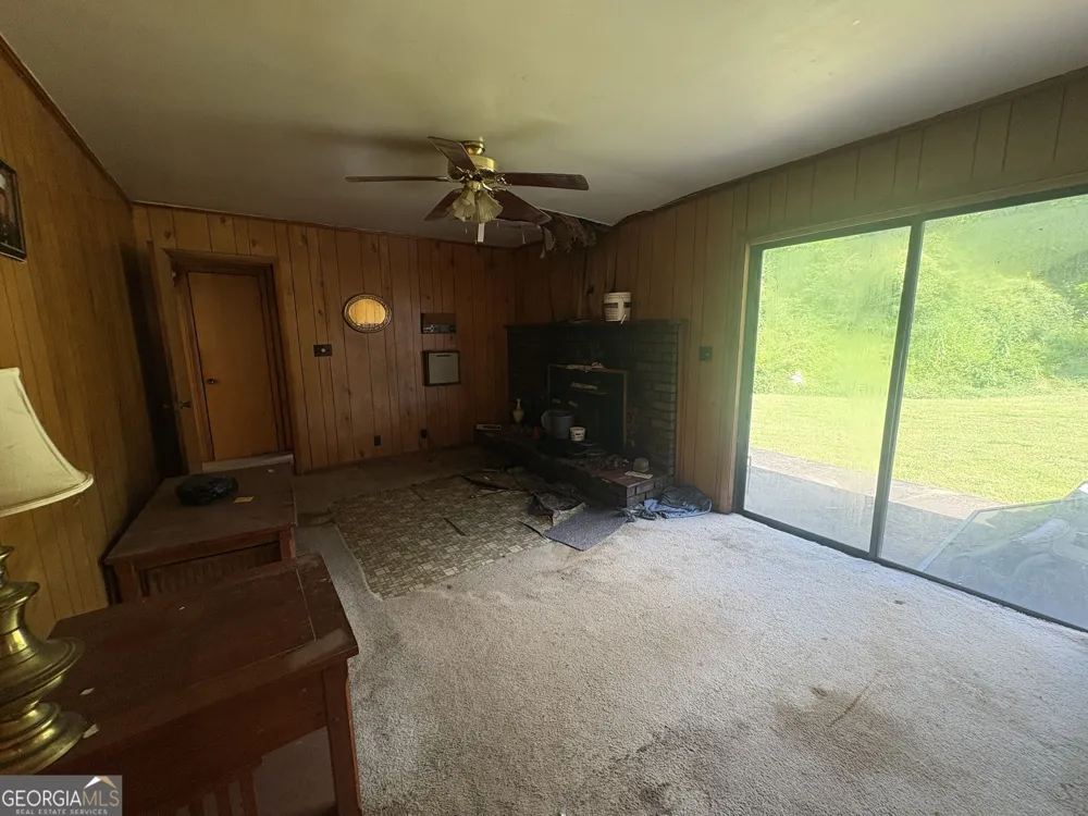 6090 Murphy HWY Mineral Bluff, GA 30559