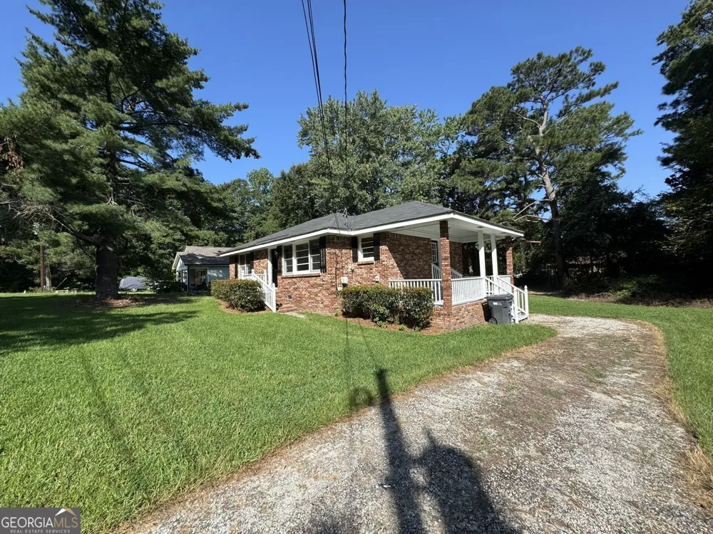 246 Bruce ST Loganville, GA 30052