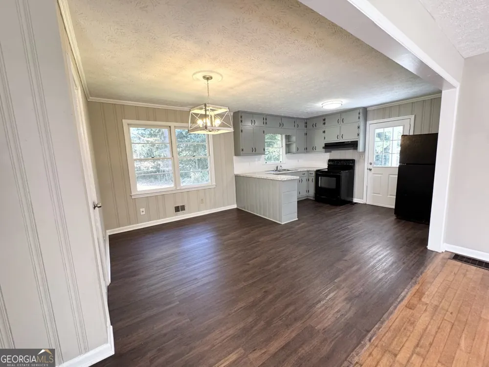 246 Bruce ST Loganville, GA 30052