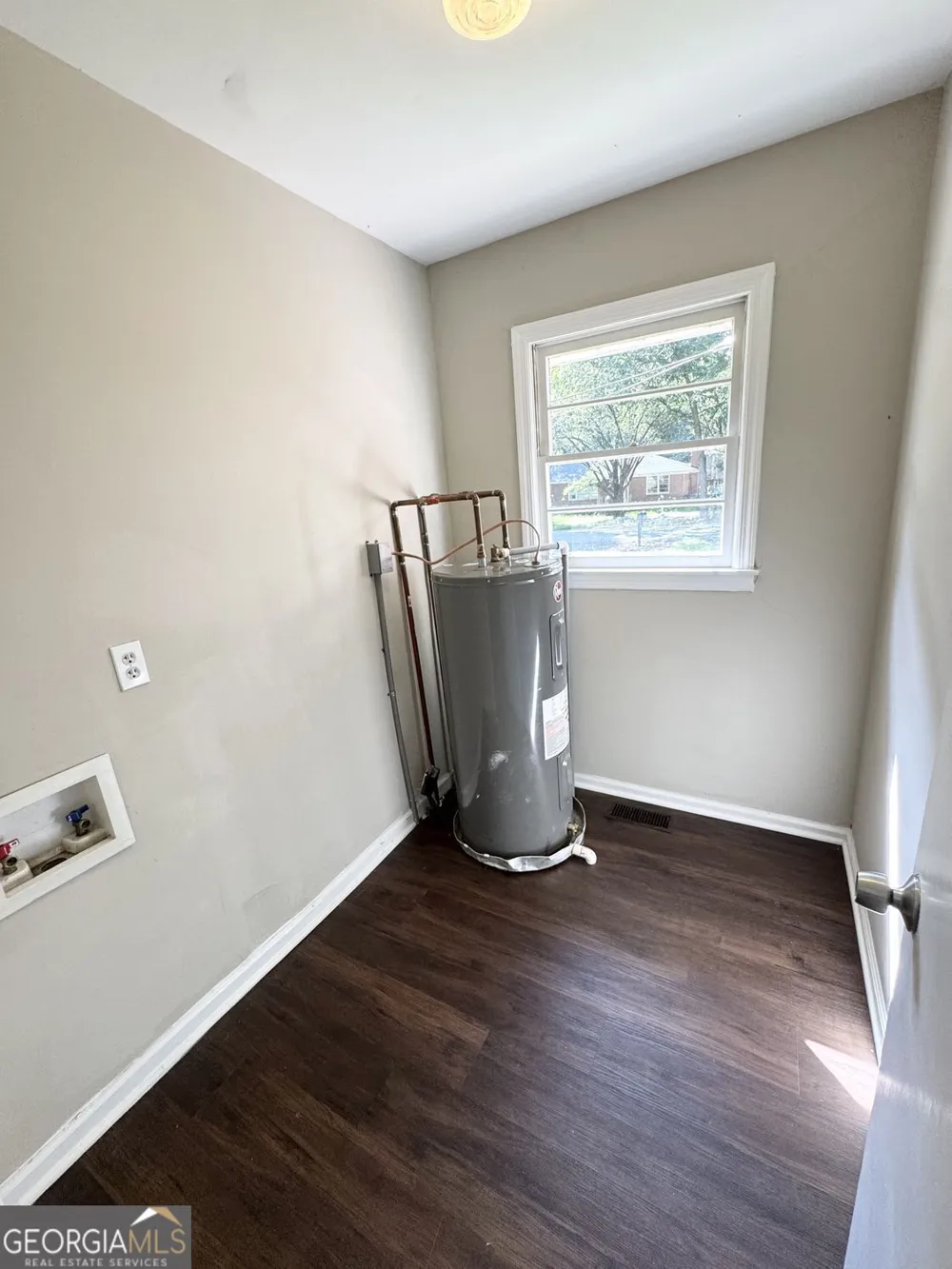 246 Bruce ST Loganville, GA 30052