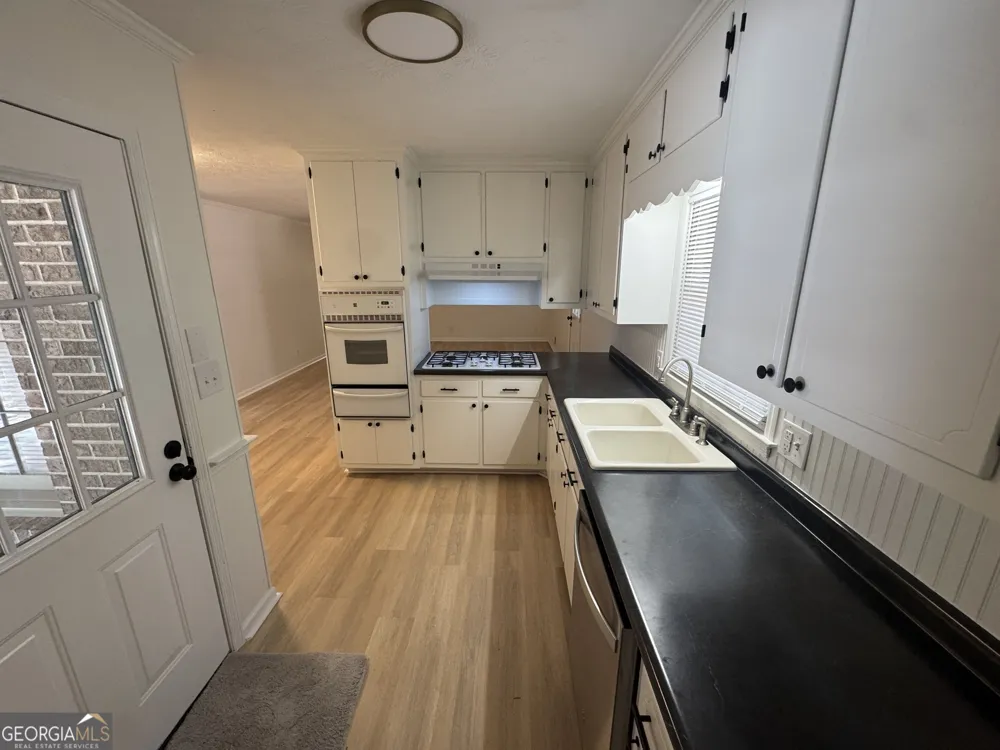 109 Forestwood DR Griffin, GA 30223