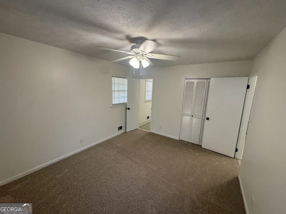 109 Forestwood DR Griffin, GA 30223