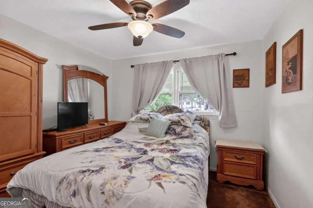 3092 Hicks RD SW Marietta, GA 30060