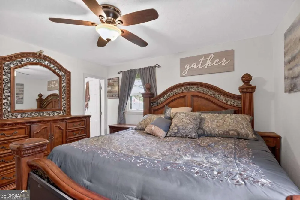 3092 Hicks RD SW Marietta, GA 30060