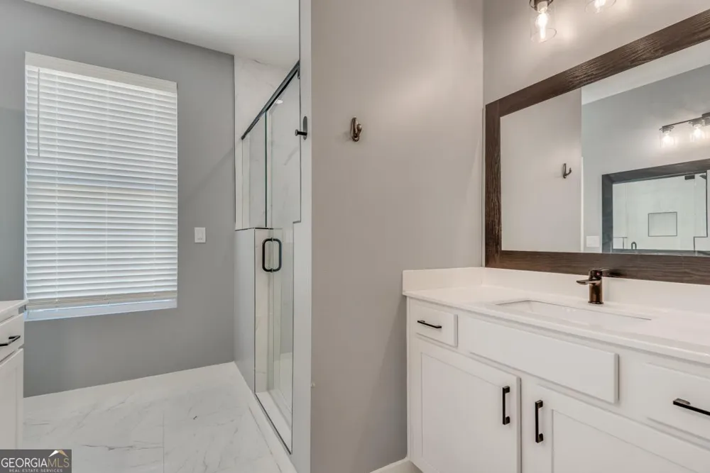 1072 Brookglynn TRCE Decatur, GA 30032