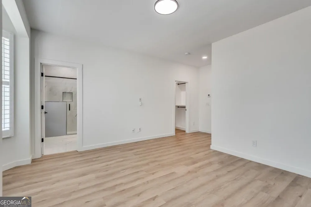 1072 Brookglynn TRCE Decatur, GA 30032