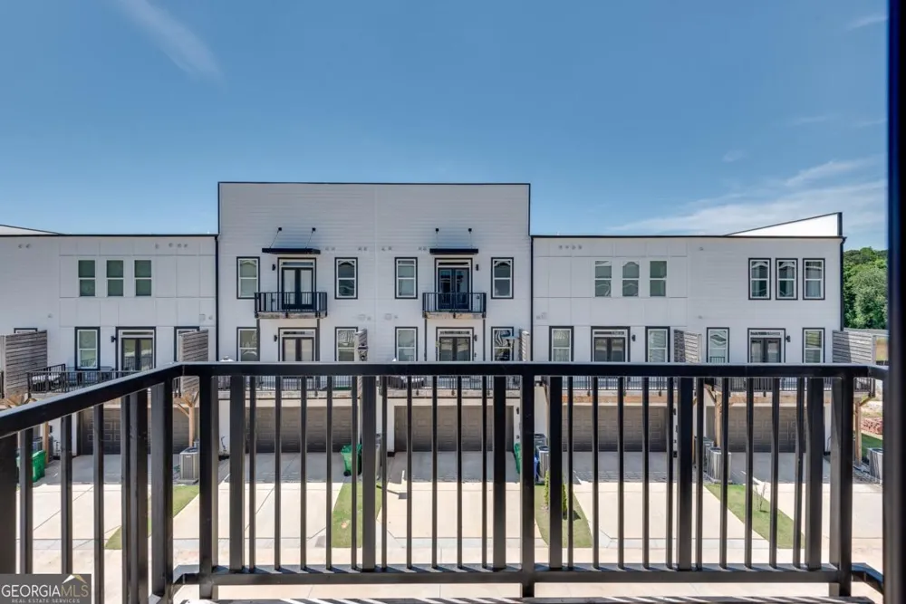 1072 Brookglynn TRCE Decatur, GA 30032
