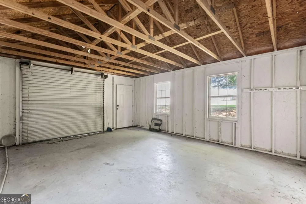 5820 Steve Black RD Clermont, GA 30527
