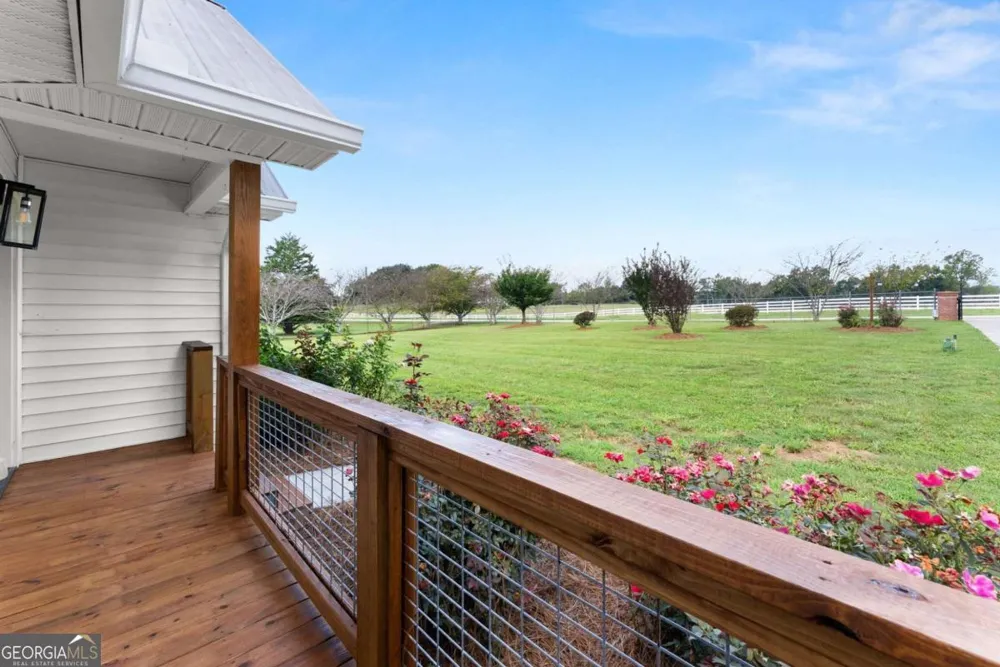 5820 Steve Black RD Clermont, GA 30527