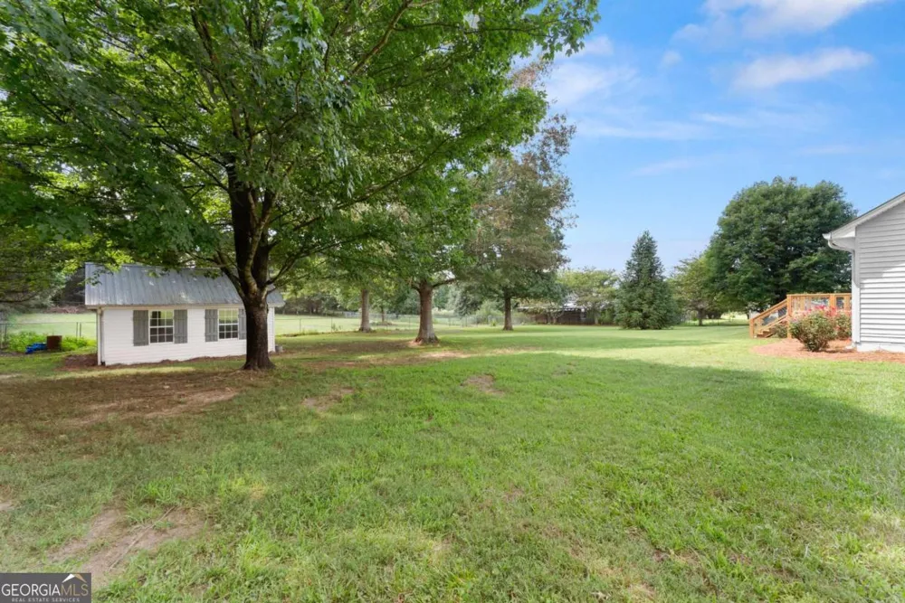 5820 Steve Black RD Clermont, GA 30527