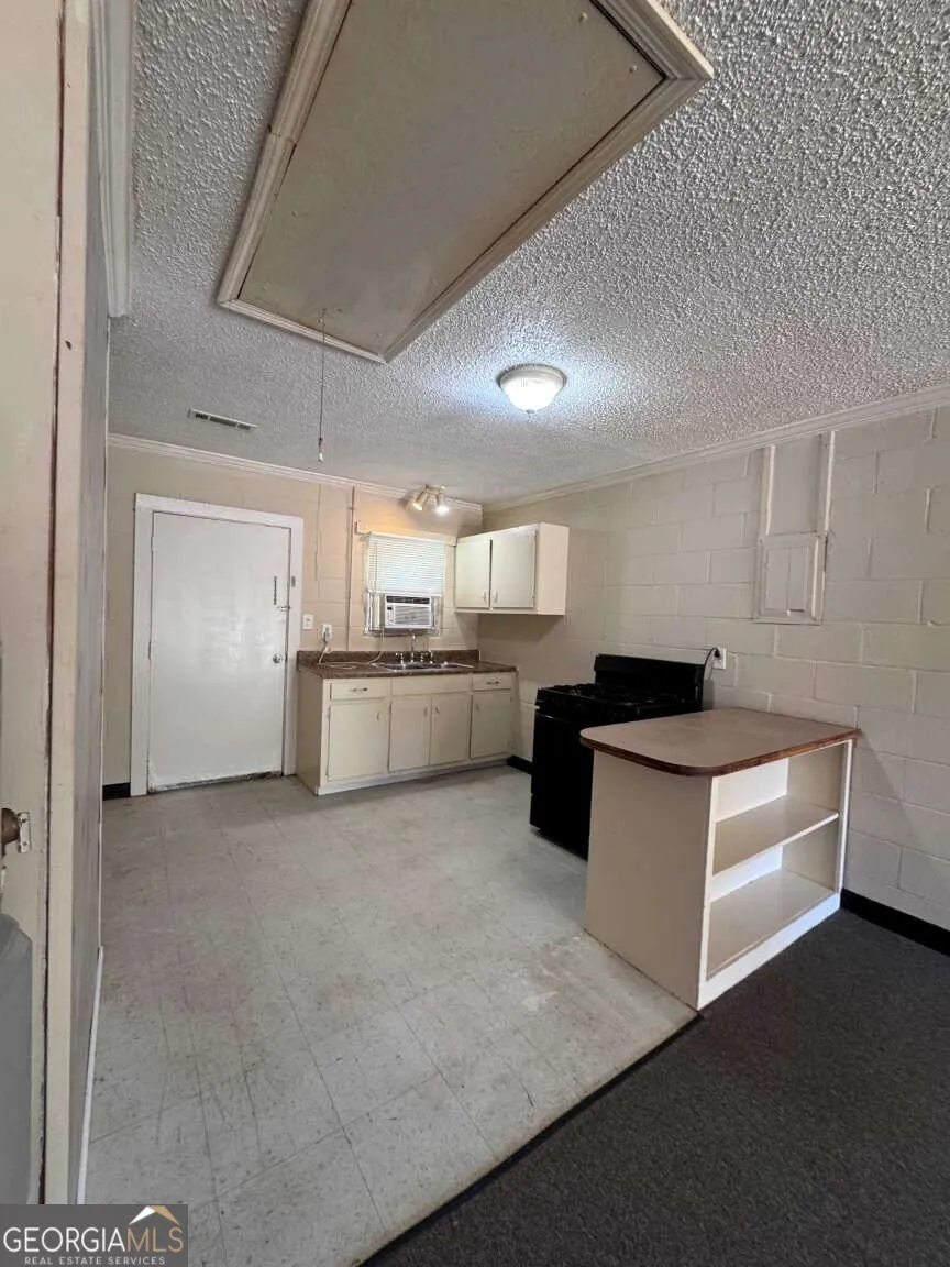7 Richard Allen DR Newnan, GA 30263
