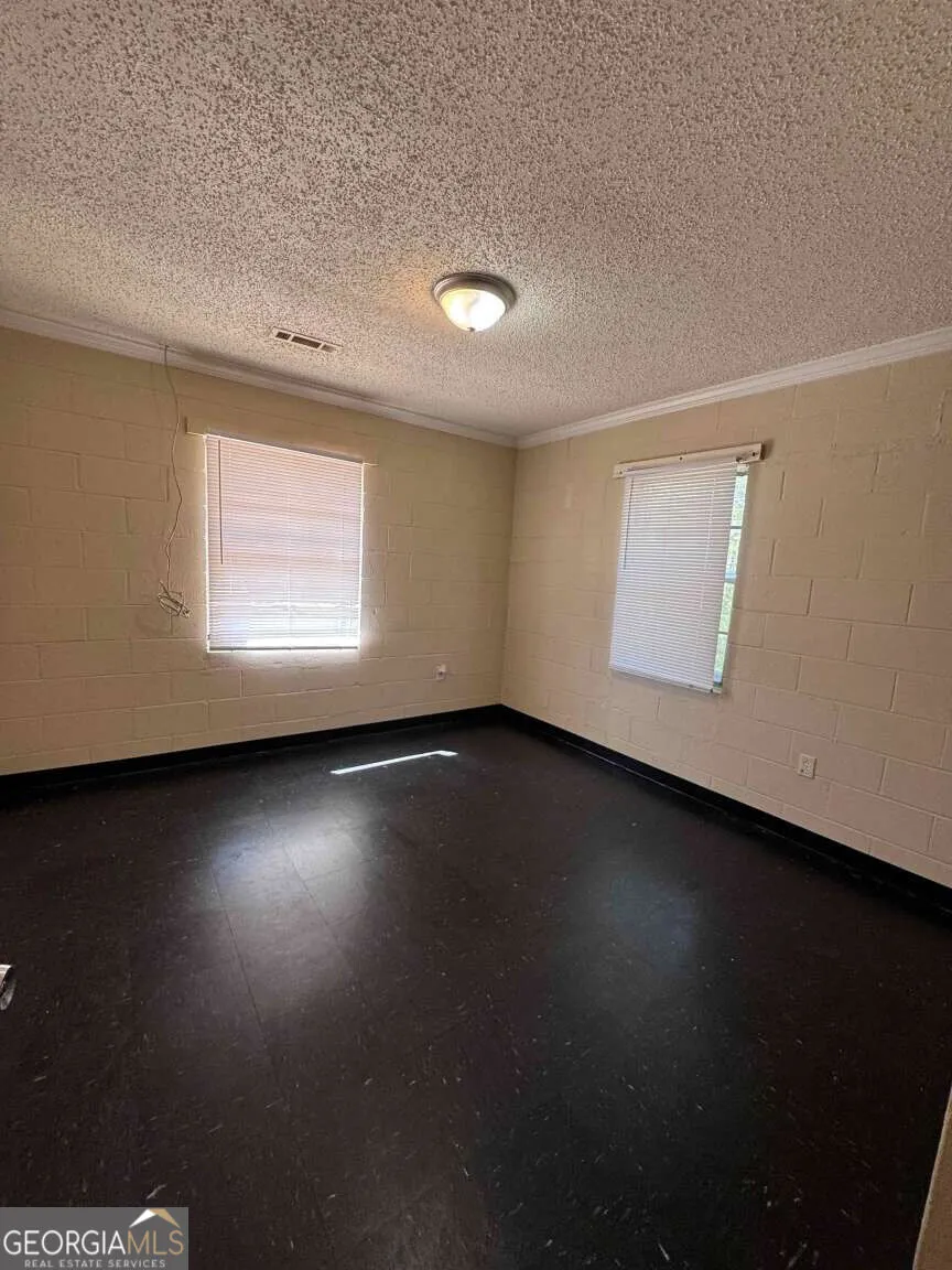 7 Richard Allen DR Newnan, GA 30263